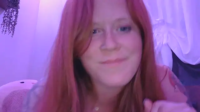 RedVelvetVixen webcam