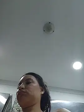 Pretty_Julieta webcam