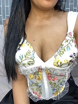 escape_with_me webcam