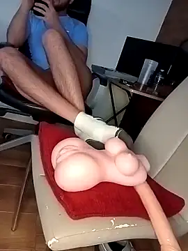 THE_CHEEKY_ALPHA webcam