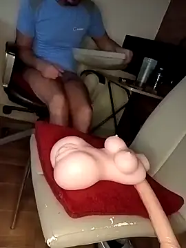 THE_CHEEKY_ALPHA webcam