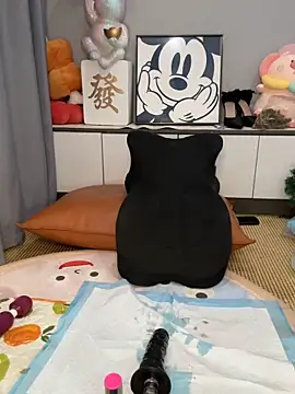 美女taozi18在线直播