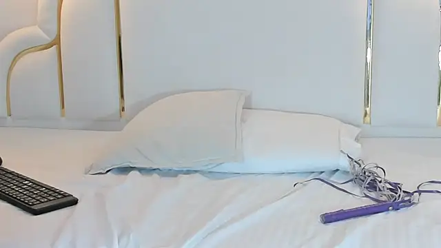 naughtyrose_vc webcam