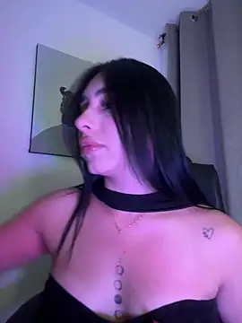 Webcam Model (isabella_jade)  is live.Free join now!