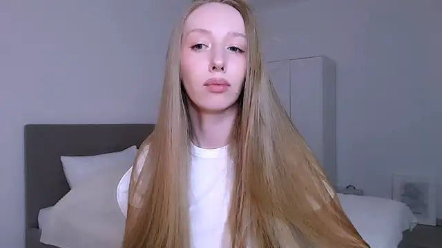 Luna_insniity webcam