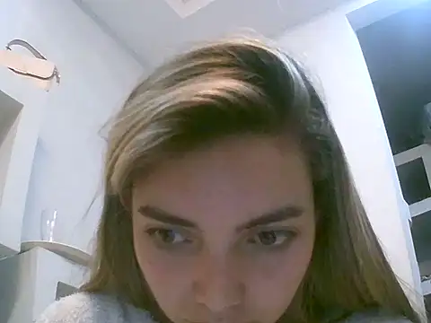 VittoriaTaylor webcam