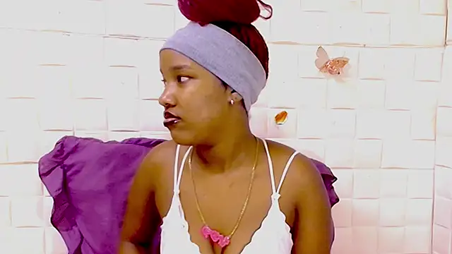 EroticSexyPrada webcam