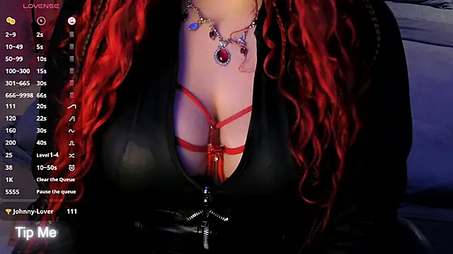 Miss_Maya_Mils webcam