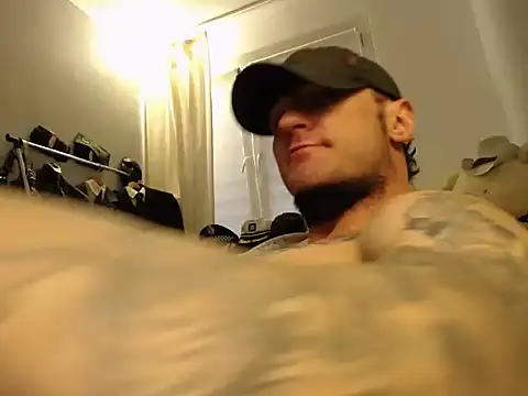 ballardbret (Ask my age) - Cock stroking, flexing, dirty talking. X