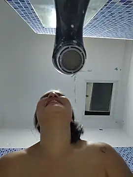 Pretty_Julieta webcam