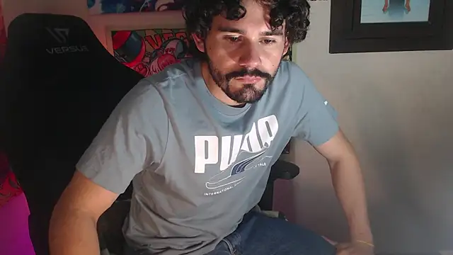 LuciferSantoryu webcam