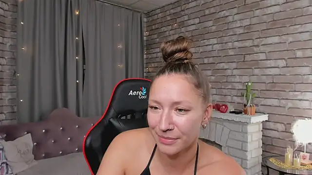 sarahcoksss - SarahCoksss's free webcam - UK Sex Cams