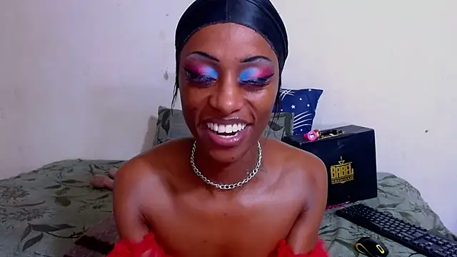 Nikistickyxx25 webcam