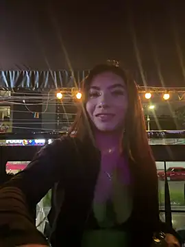 Moon_And_Sunn webcam