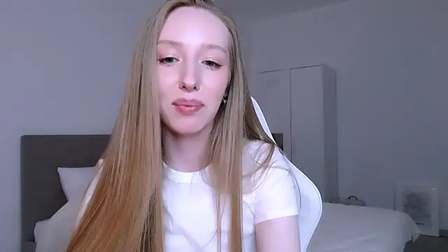 Luna_insniity webcam