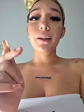 alaia_princess webcam