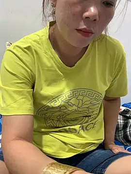 Baby-lovely69 webcam