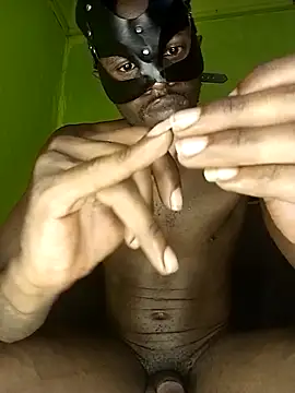 StrongEbonyDick webcam