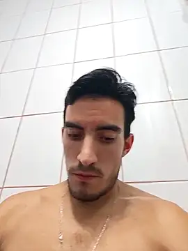 tommymomentum - TommyMomentum's free webcam - UK Sex Cams