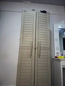 Sarahballiston_ webcam