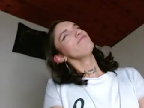 Scarlett_crastrawberry webcam