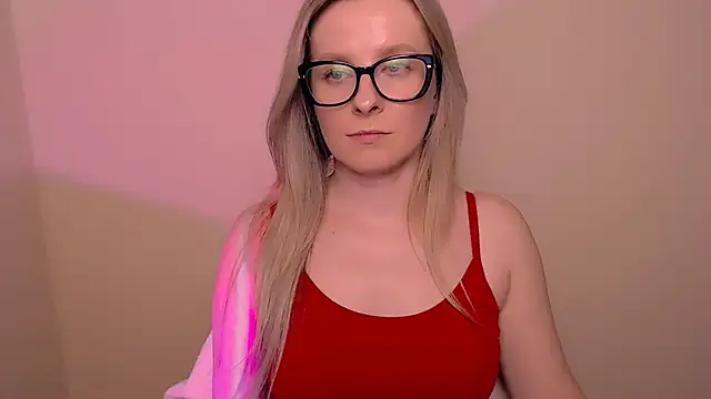 AnnePeach webcam