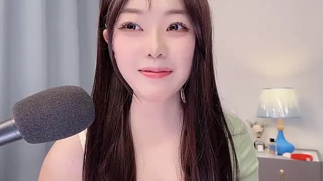 美女smalldaisy在线直播