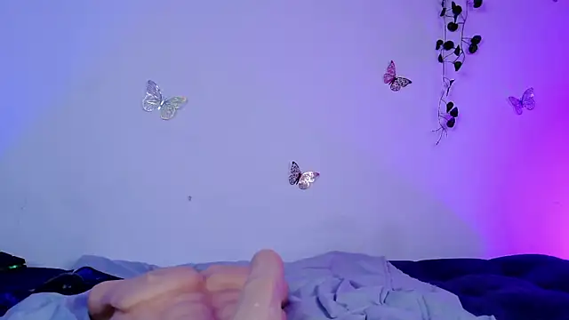 veronica__olsonn webcam