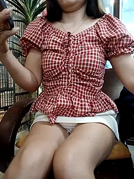 ori-lynk - Ori-Lynk's free webcam - UK Sex Cams