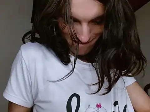 Scarlett_crastrawberry webcam