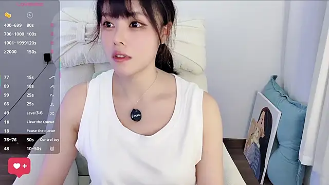 美女peachy_kiss在线直播