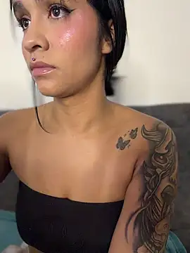 Isabella-Teen webcam