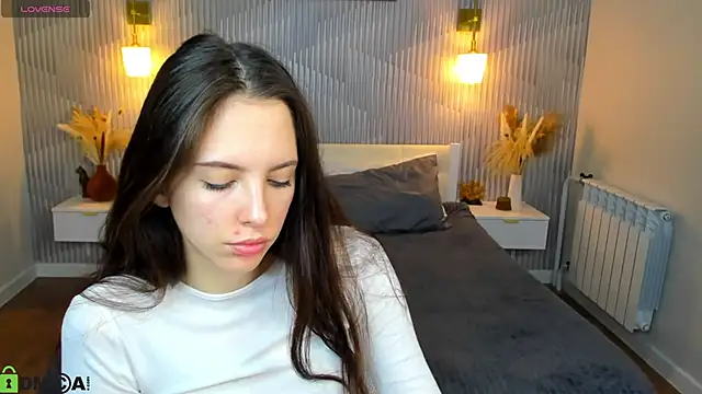 elise_robbie webcam