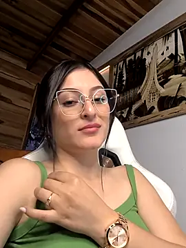 IsabelaGomez live sex cam