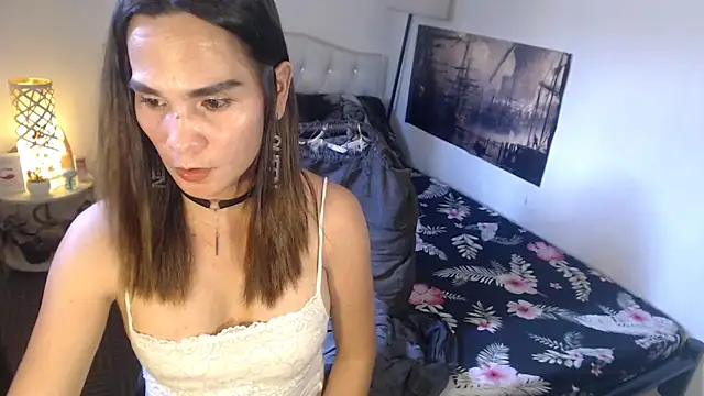 NinaDOM4CUM webcam