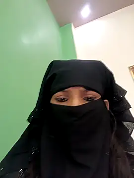 Webcam Model (Aafreen_36)  is live.Free join now!