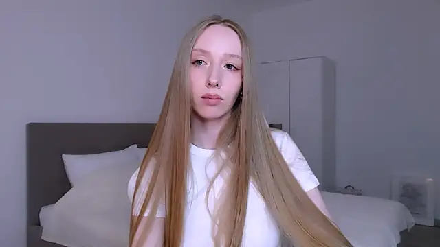 Luna_insniity webcam