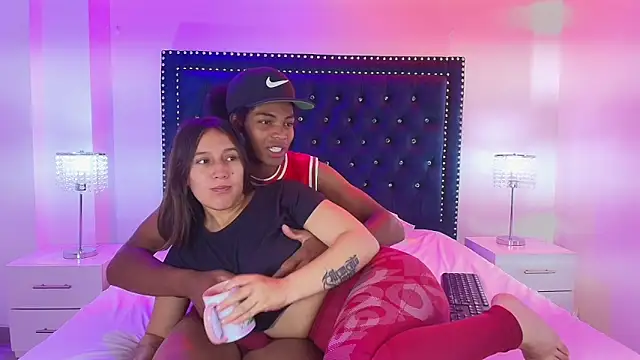 Cristal_and_luke webcam