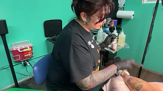 Pumpkin_bunny webcam