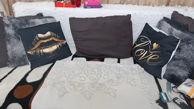 MsMelyssaxx live sex cam