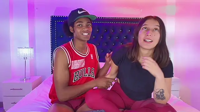 Cristal_and_luke webcam