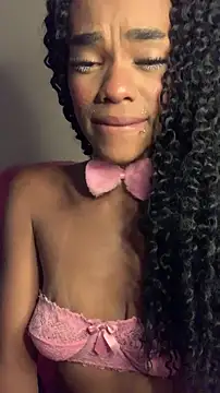 cammgirlmii - Cammgirlmii's free webcam - UK Sex Cams