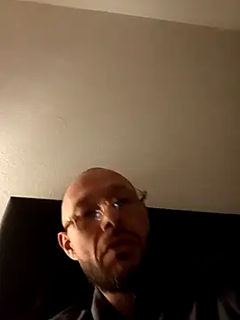 guitccch - Guitccch's free webcam - UK Sex Cams