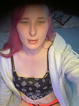 HotPurpleHaze webcam