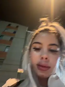 YouCandiSumisa webcam