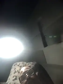 IncomingEssence478 webcam