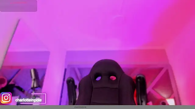 Charlotteinpole webcam