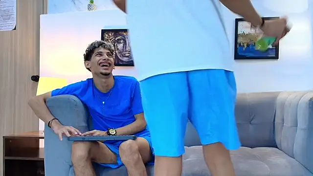 young_boys_hell - YOUNG_BOYS_HELL's free webcam - UK Sex Cams