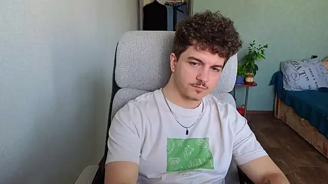 Remy_Miles live sex cam