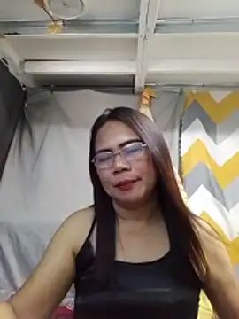 erma_joy - Erma_joy's free webcam - UK Sex Cams